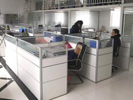 國(guó)(guo)偉塑料(liao)銷(xiāo)售科(ke)實(shí)拍(pai)